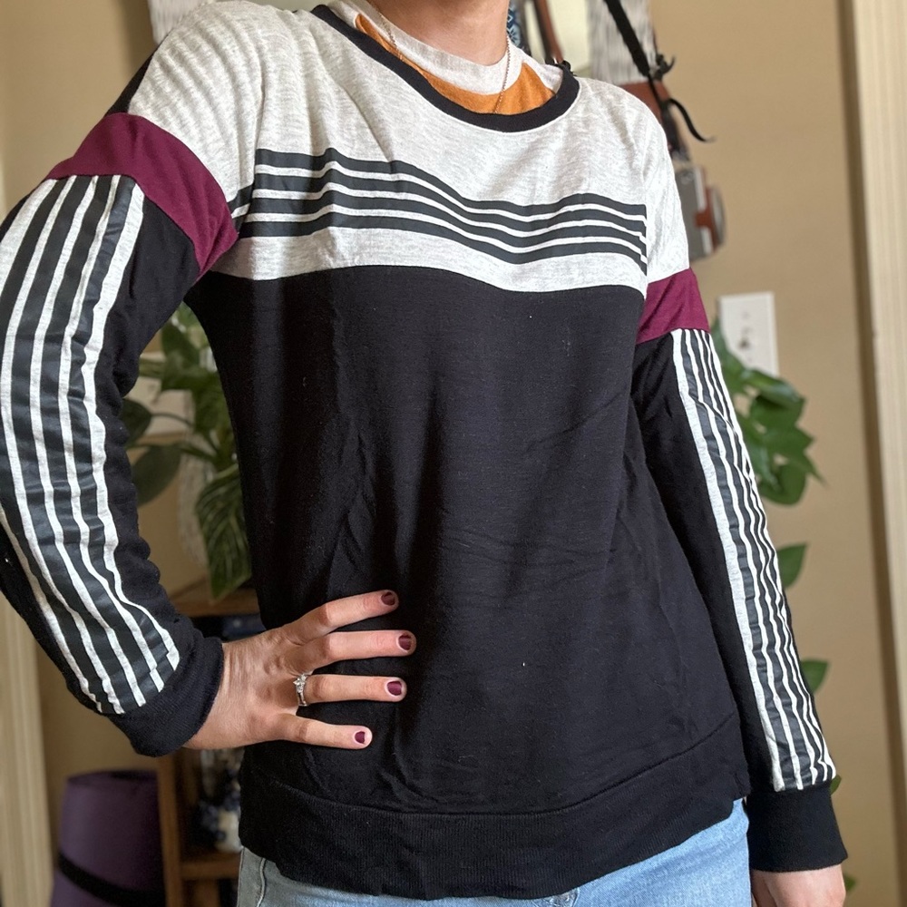 HONEY & SPARKLE black & purple sweatshirt